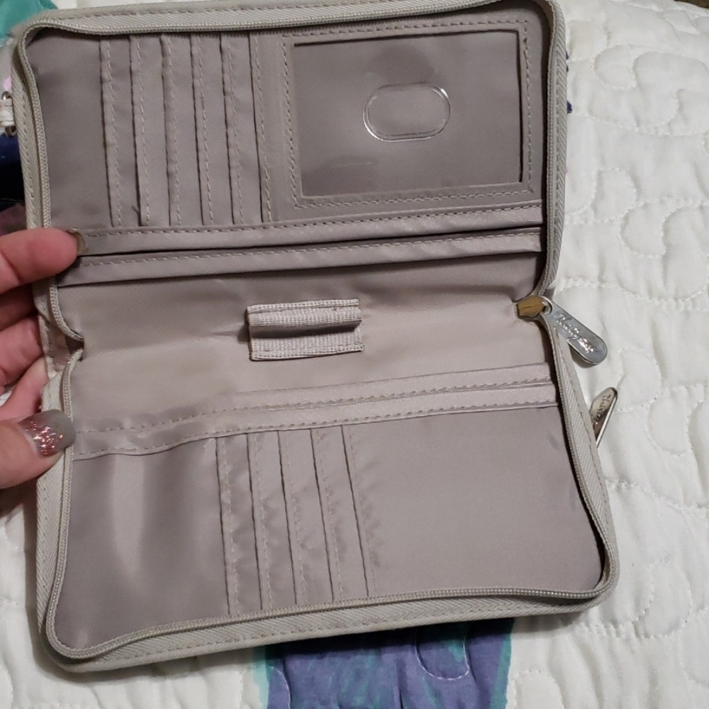 Thirty One Wallet - Picture 2 of 3